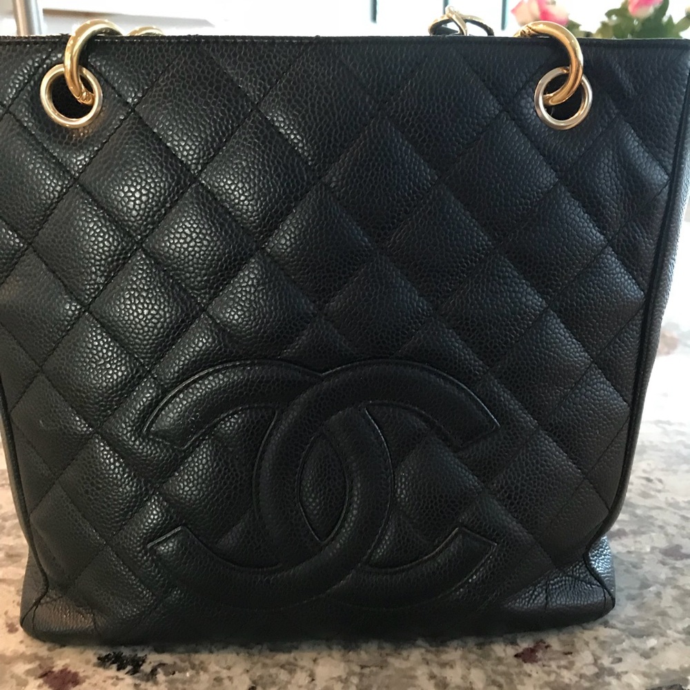 Chanel petit shopping tote black caviar